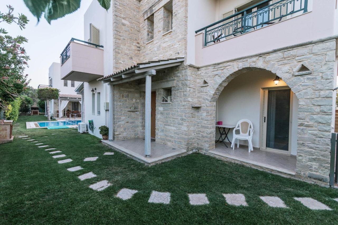 Villa Eleni ピツイディア エクステリア 写真