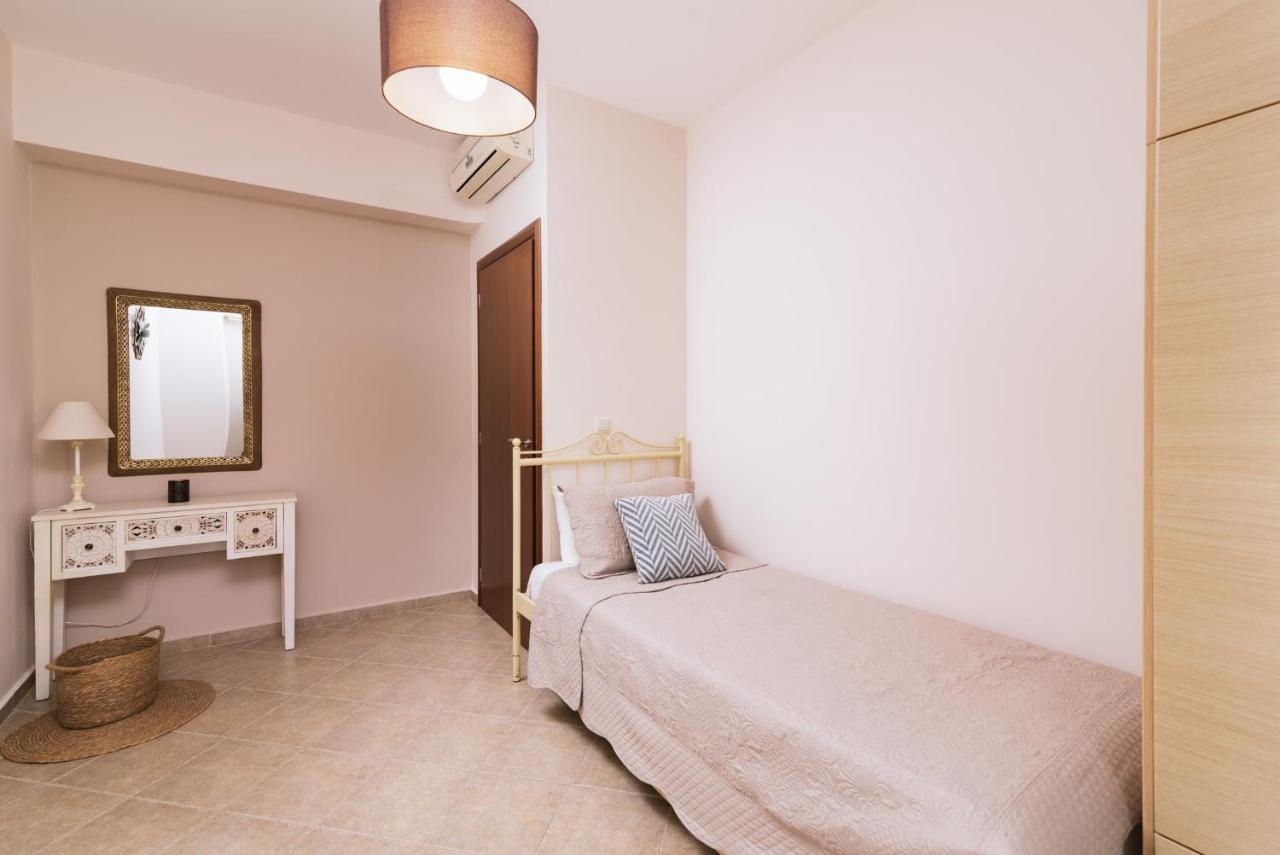 Villa Eleni ピツイディア エクステリア 写真
